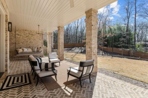 1624 Chevron Way, Atlanta GA 30350-4424 exterior