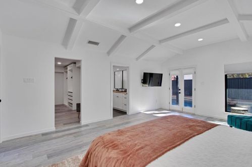 7328 Campbell Rd, Dallas TX  75248-1631 exterior