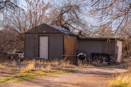 10880 Tanque Verde Rd, Tucson AZ 85715-3846 exterior