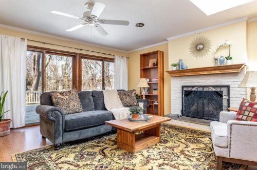 119 Brent Dr, Media PA 19086-6610 exterior