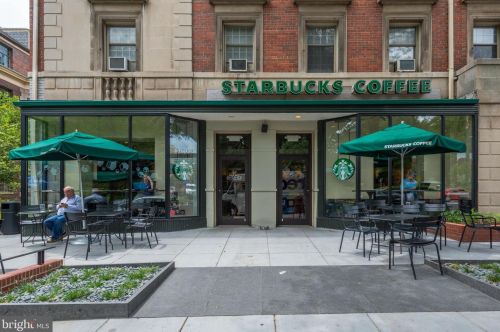 2901 Cleveland Ave, Washington DC 20008-3456 exterior