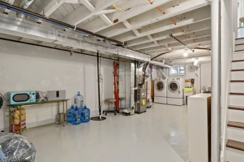 552 Milton Ave, Rahway NJ  07065-5204 exterior