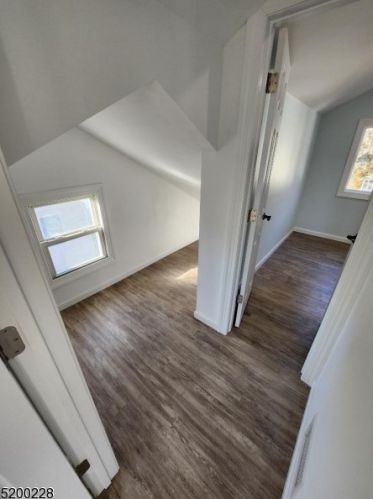 17 Grandview Ln, West Milford Lakes NJ  07480-1424 exterior