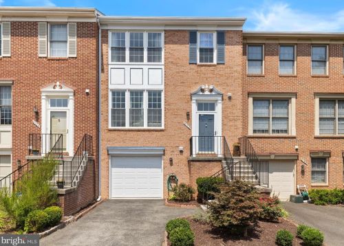 6152 Braeleigh Ln, Alexandria, VA 22315-5256