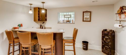 6046 Menard Ave, Chicago IL  60646-3919 exterior