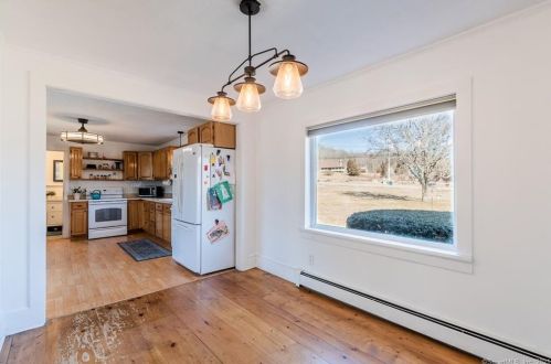 113 Norwich Ave, Exeter CT 06249-2616 exterior