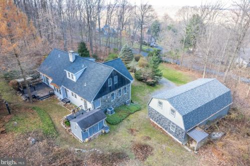 964 Mt Pleasant Rd, Pottstown PA 19465-8808 exterior