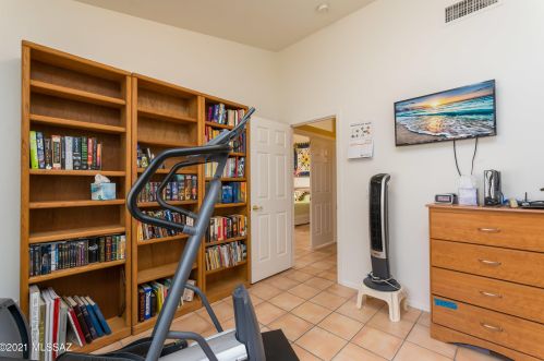 11280 Flt Granite Dr, Tucson AZ 85737-4614 exterior