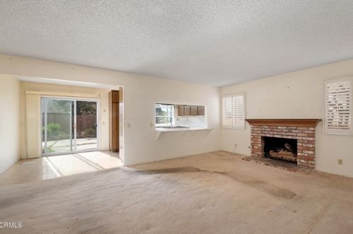 3450 Schooner Walk, Oxnard CA 93035-1642 exterior