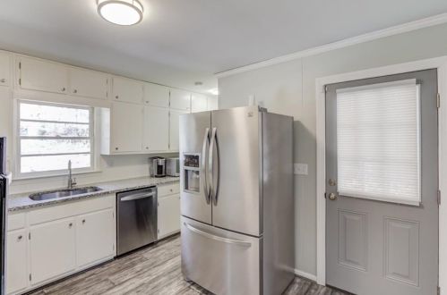 4066 Spg Mdw Rd, Tucker GA 30084-2165 exterior