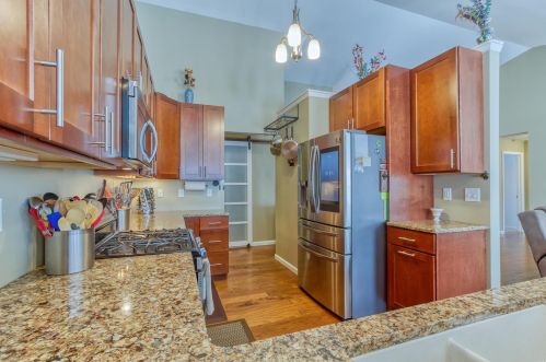 2880 Woodbridge Est Dr, Saint Louis MO 63129-5723 exterior