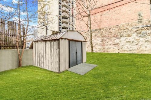 2001 Prospect Ave, Bronx NY 10459-3959 exterior