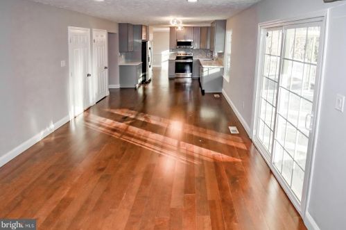 2808 Schubert Dr, Silver Spring MD 20904-6881 exterior