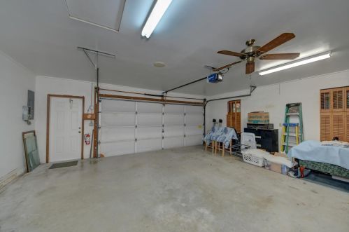 5406 Palmetto Dr, Fort Pierce FL 34982-7481 exterior