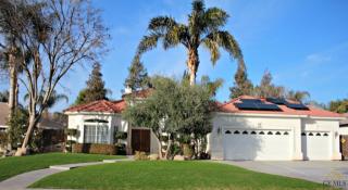 10702 Iron Creek Ave, Bakersfield CA  93312-2927 exterior