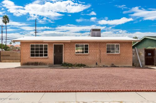 4558 28th St, Tucson, AZ 85711-6342