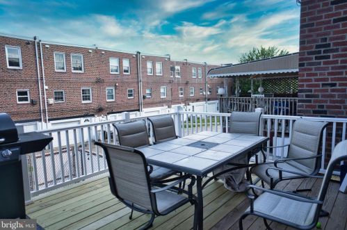 8617 Jackson St, Philadelphia PA  19136-2107 exterior