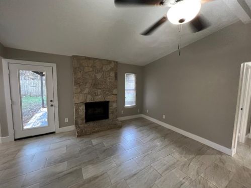 5909 Avery Island Ave, Austin TX  78727-6924 exterior