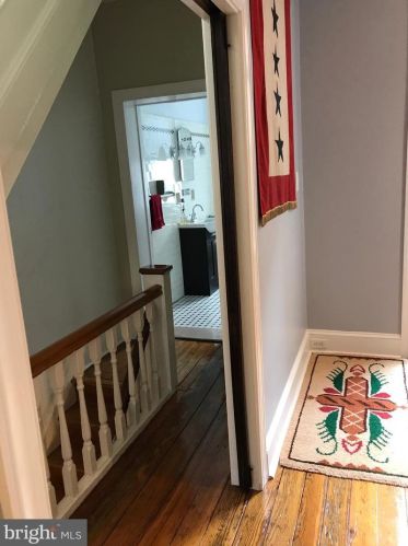 912 Catharine St, Philadelphia PA 19143-2624 exterior