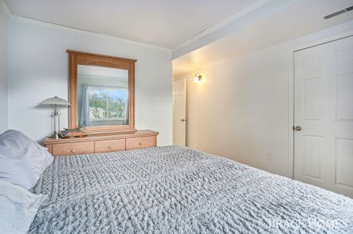 3280 Devonwood Dr, Grand Rapids MI exterior