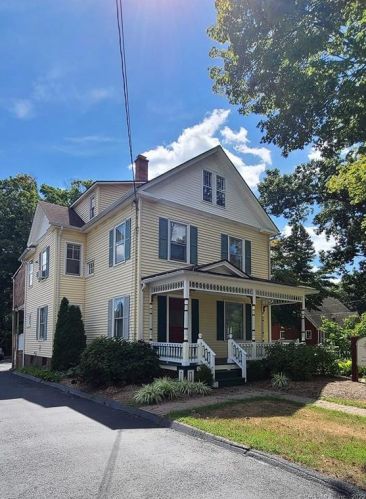 356 Main St, Wallingford CT  06492-3210 exterior