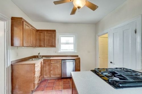 39 Clifford St, Boston MA exterior