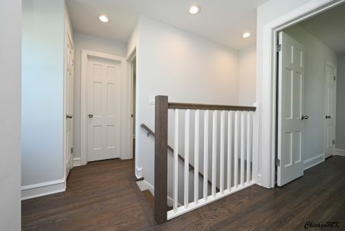 1707 76th Ct, Chicago IL  60707-4104 exterior