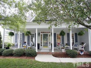 202 Poplar Branch Ln, Cary, NC 27519-8188