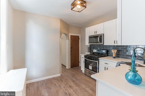 1939 65th St, Philadelphia, PA 19142-2034