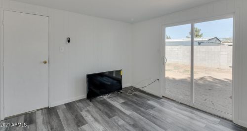 18439 2nd St, Phoenix AZ 85022-1008 exterior