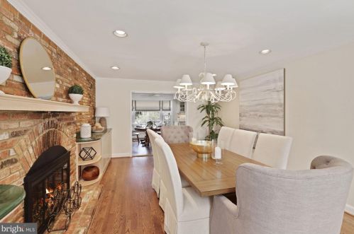 1539 Blue Meadow Rd, Rockville MD 20854-2622 exterior