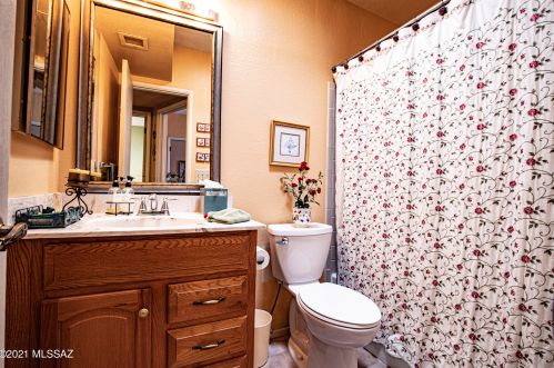 5966 Sun County Blvd, Tucson AZ 85712-2346 exterior