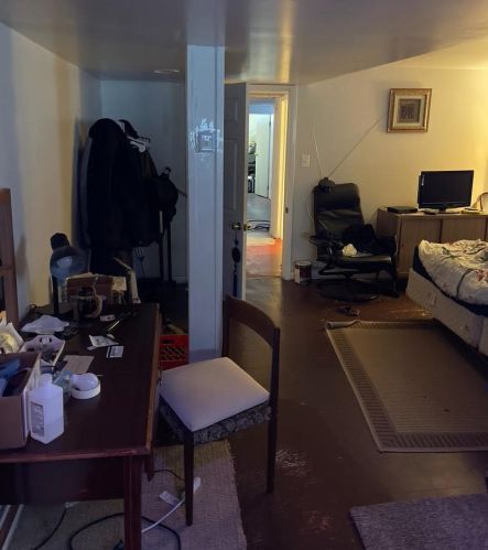 850 88 Pl, Chicago IL 60619-6908 exterior