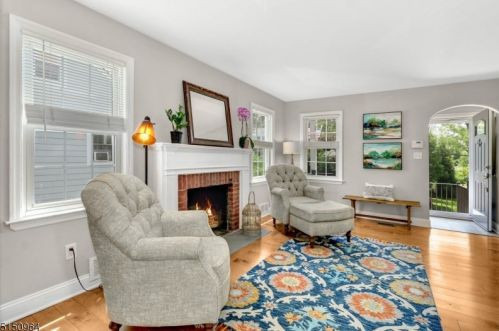 210 Edgar Ave, Cranford, NJ 07016-1913