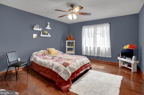 181 Primrose Ln, Hanover PA 17331-5211 exterior