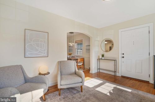 3709 3rd St, Arlington VA  22204-1638 exterior