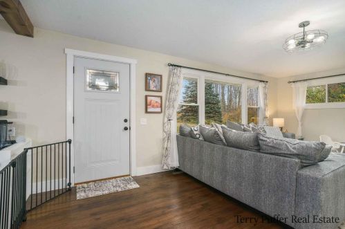 3965 Holton Rd, Meskegon MI  49445-8535 exterior