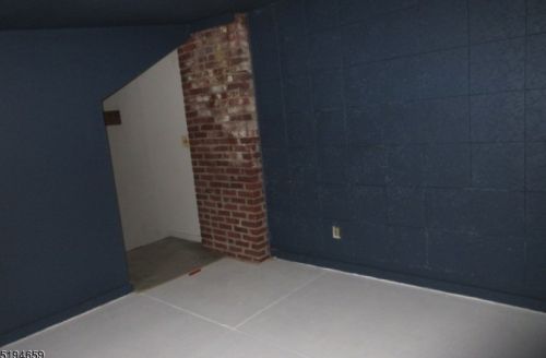 17 Tranquility Rd, Andover NJ 07821-4533 exterior