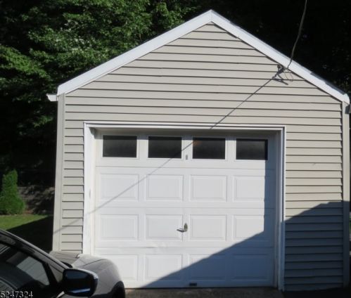 395 4th Ave, Paterson NJ 07506-1541 exterior