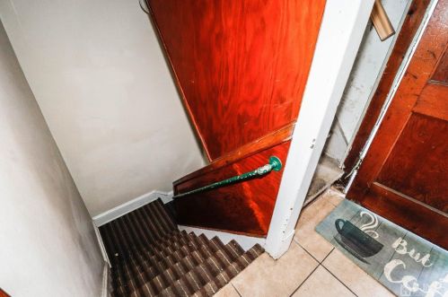 239 Hamilton St, New Brunswick NJ 08901-2205 exterior