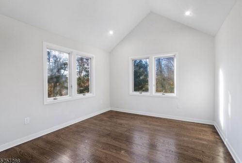 2 Baxter Farm Rd, Morristown NJ 07960-6609 exterior