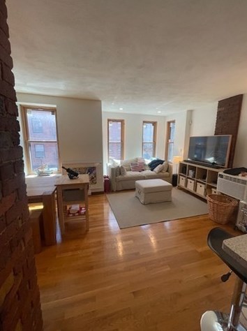 8 Battery St, Boston, MA