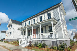 2 Ashton St, Charleston SC  29403-4879 exterior
