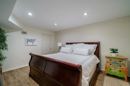 305 Drummen Ct, Atlanta GA 30328-2658 exterior