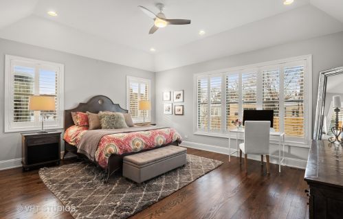 1654 Carmen Ave, Chicago IL 60640-2703 exterior