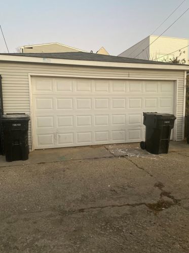 1728 Monticello Ave, Chicago IL 60618-6614 exterior