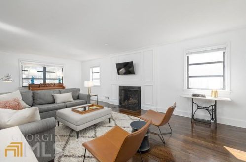 1630 Clifton Rd, Atlanta GA 30329-4019 exterior