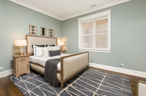 1324 Eddy St, Chicago IL 60657-1006 exterior