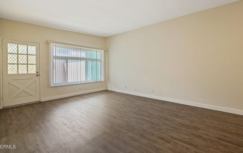 2930 Isle Way, Oxnard, CA 93035-3216