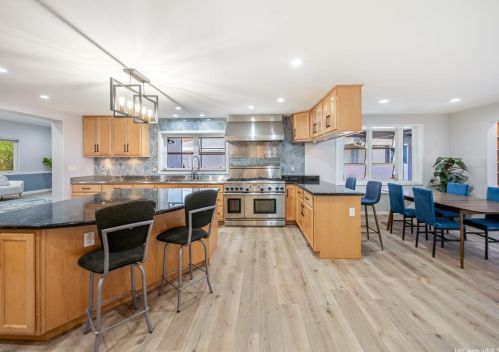 3504A-1 Wela St, Honolulu, HI 96815-4380